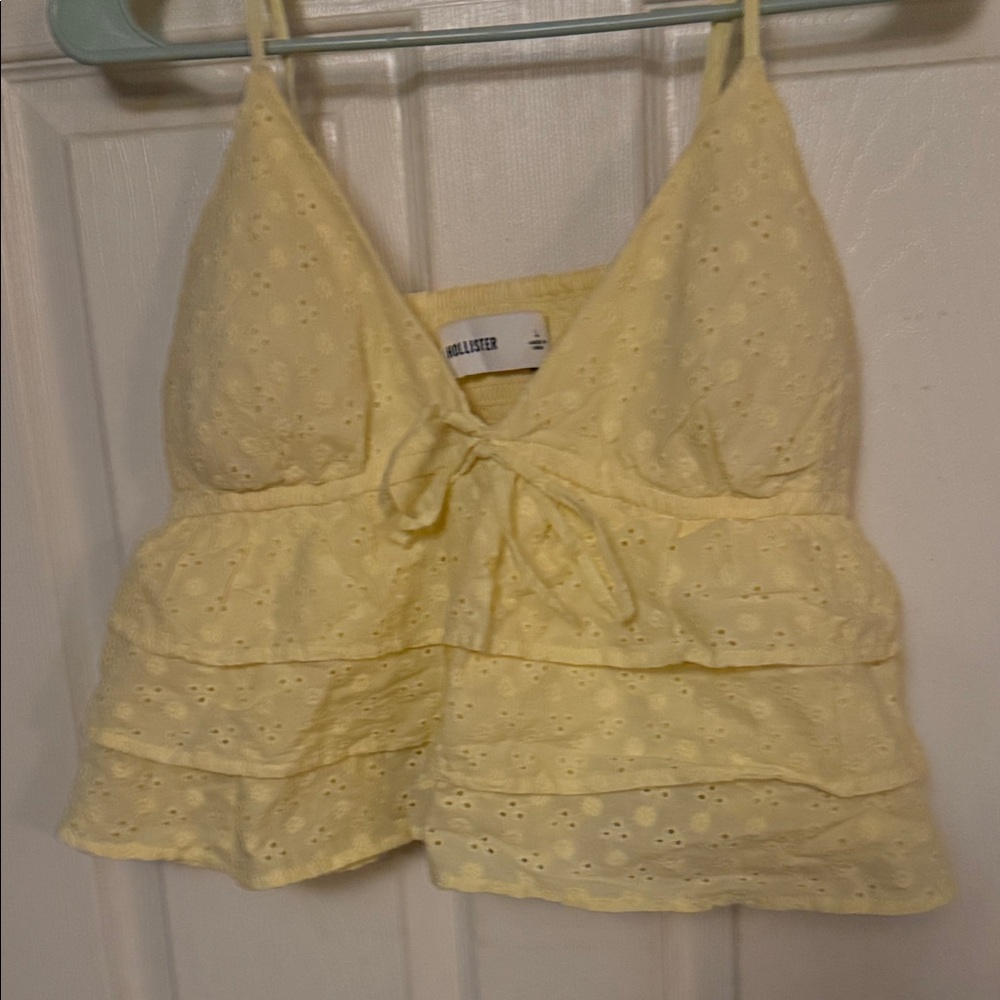Hollister Pale Yellow Eyelet Tie-Front Ruffle Cami